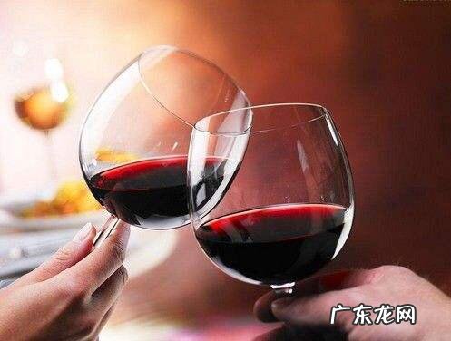 每天晚上喝一杯葡萄酒好不好，有益健康吗