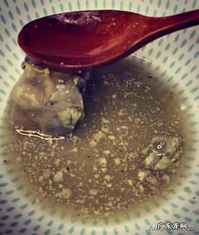 假如晚饭只有折耳根、臭豆腐两种,二选一你会选择哪一样吃