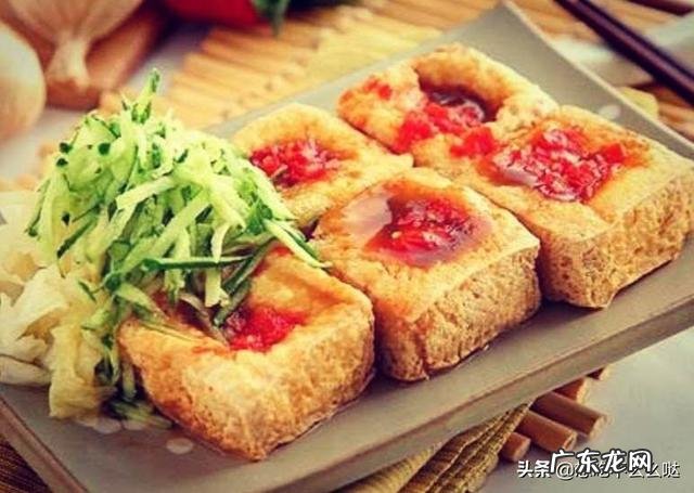 假如晚饭只有折耳根、臭豆腐两种,二选一你会选择哪一样吃