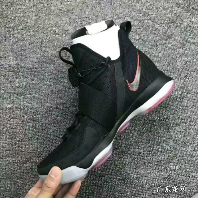 身高一米八,体重230斤,穿什么篮球鞋合适呢?