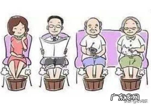 每天晚上睡觉前用热水泡脚有什么好处