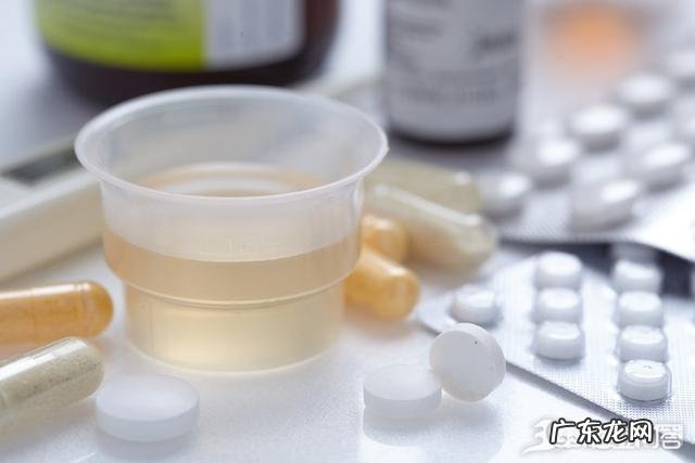 俗话常说“瘦驴拉硬屎,硬撑架子”。这话怎么理解,有何寓意?