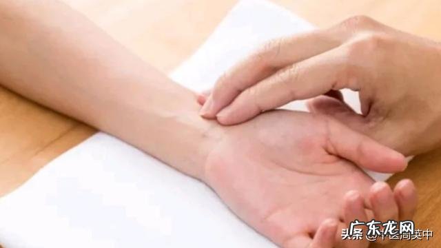 体内有虚火,喉咙不舒服怎么办?