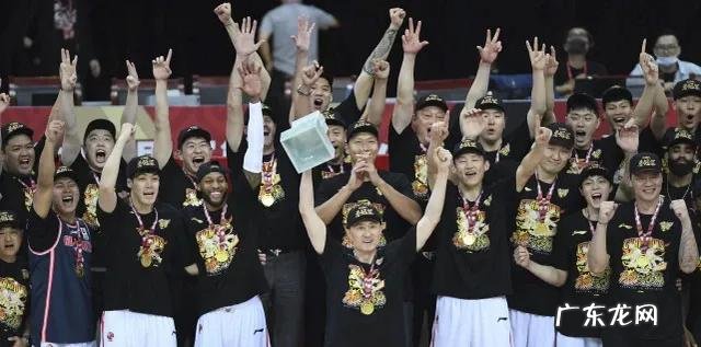 两人完成续约!辽篮六大前锋确定,能否击败没有威姆斯的广东队