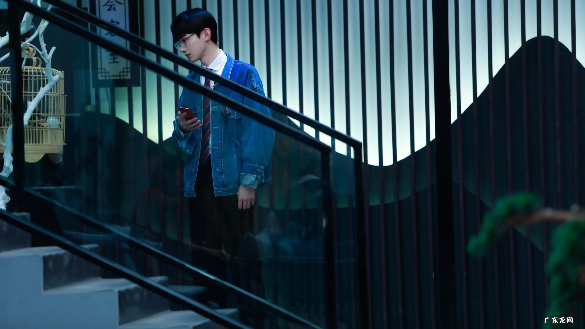 为什么无氧运动后，跑步右边肋骨会痛？