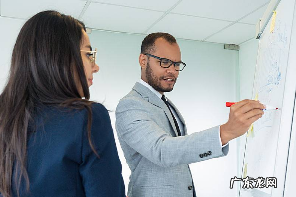 引力魔方怎么确定人群标签?兴趣意图怎么设置?