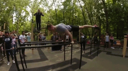 既然俯卧撑对搏击格斗没有什么用那为什么要当作军队训练科目