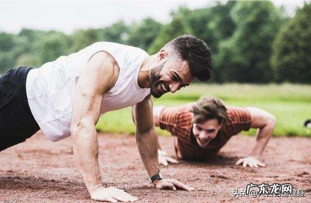 既然俯卧撑对搏击格斗没有什么用那为什么要当作军队训练科目