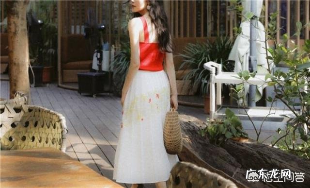 日常穿着搭配，各位美眉你们是怎么搭配的呢？