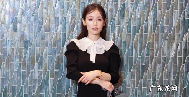 连衣裙穿搭方法 夏日出街连衣裙穿搭