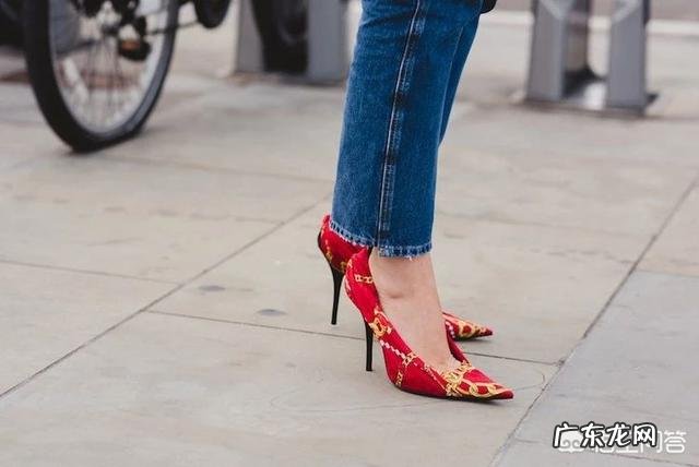 每个女生必备的鞋子有哪些?