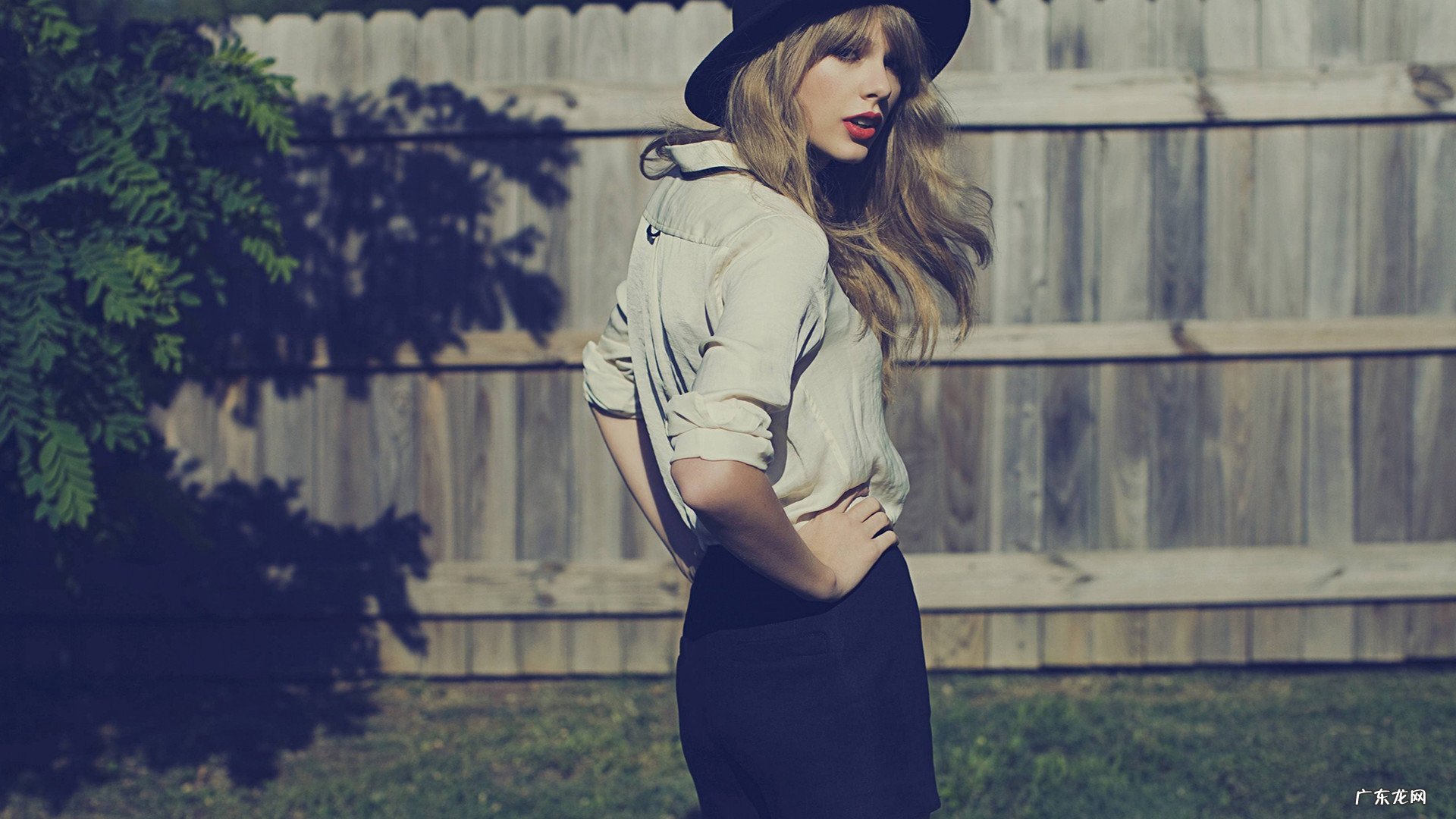 谁能告诉我怎样正确跳绳减肥?最好是自己成功过得。。。