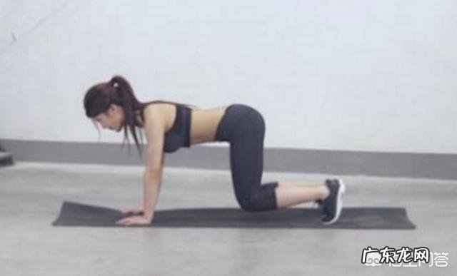 肚子上有赘肉该如何练马甲线?