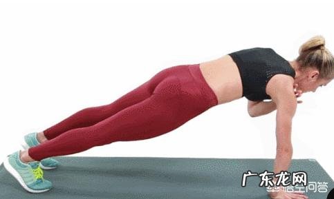 肚子上有赘肉该如何练马甲线?