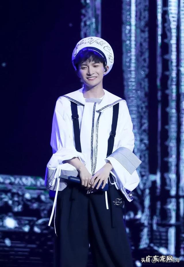 大家有没有几首循环很多遍的歌曲呀,给我推荐一下?