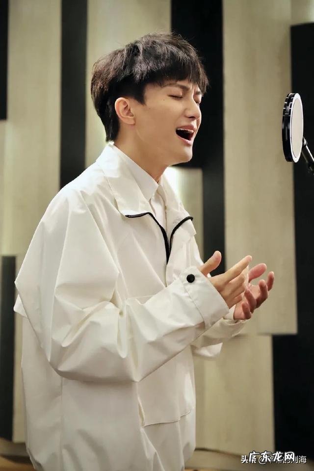 大家有没有几首循环很多遍的歌曲呀,给我推荐一下?