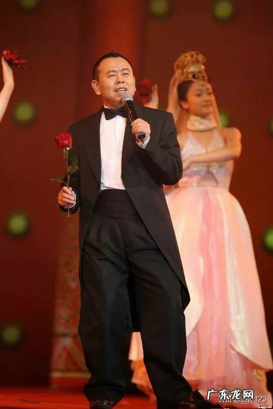 “潘嘎之交”火了,潘长江该怎么做来消除负面影响?