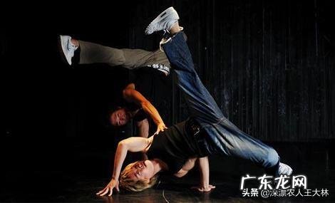 自己怎么给自己拍跳舞视频?