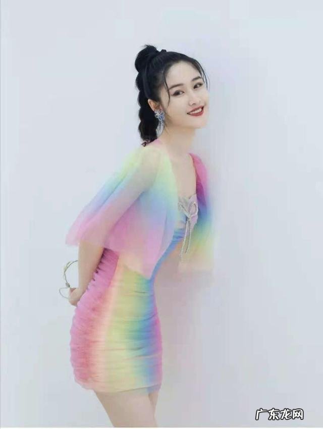 女人夏天衣服搭配图片 女人夏天怎么搭配衣服好看