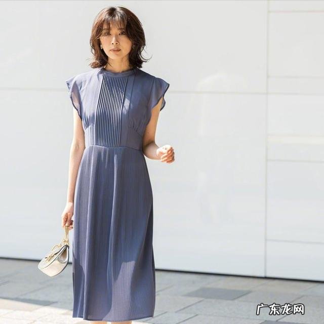 中老年女士时髦穿搭图 百搭又时髦的穿搭方法