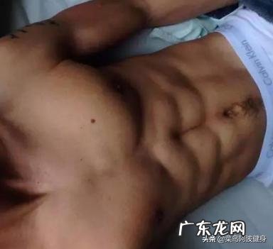 为什么体脂率很低腹肌还是不明显？