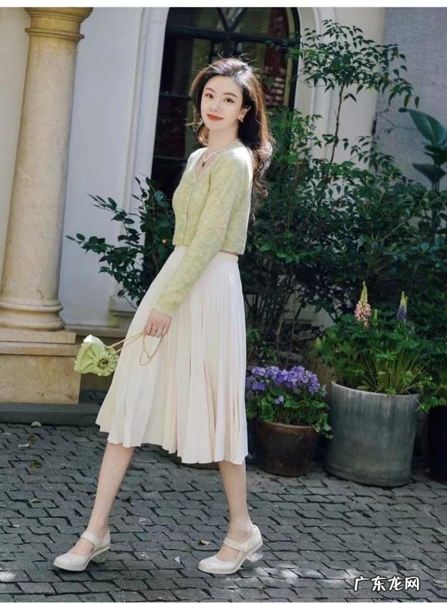 女性夏天穿搭 女生夏天怎么穿搭才好看