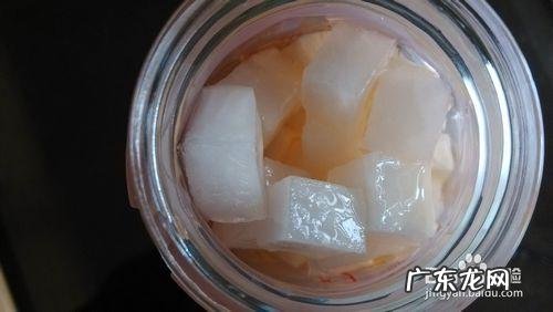 老人说蜂蜜配萝卜有奇效,真的吗?