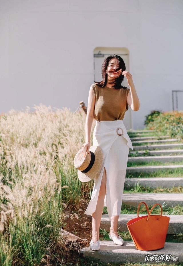 三木夏季穿衣搭配图片 三木夏季大方简洁的搭配