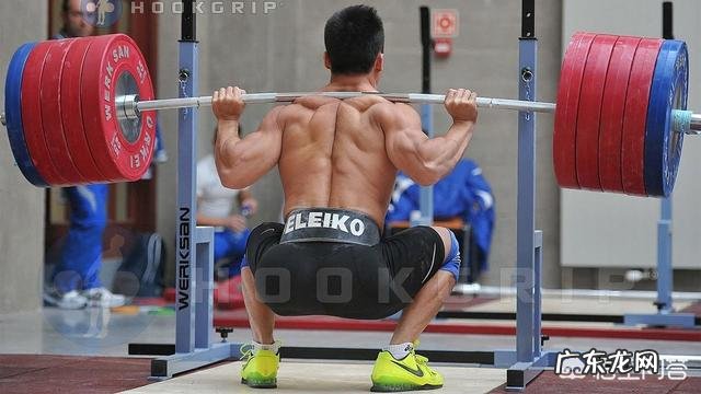 我是一个高中老师,收到女学生的情书,我应该怎么做