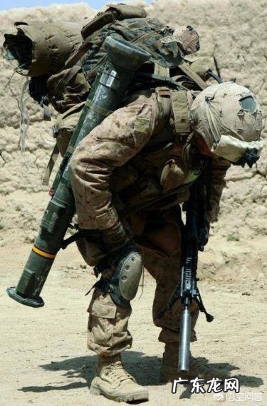 用肩扛摄像机,时间长了会脊柱侧弯吗