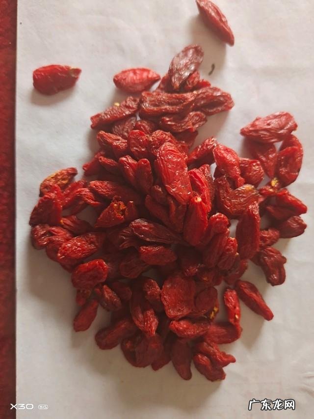 生姜红枣枸杞玫瑰花茶催经吗?