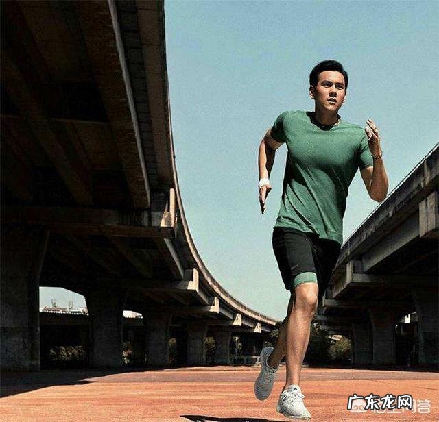 有人说现在沈腾都快胖成贾玲了,为啥男人婚后就发胖