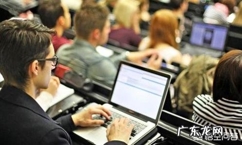 大学如何坚持做到早睡早起