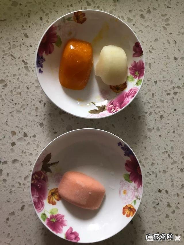 宝宝六个月了该给添加什么辅食 六个月零二十天的宝宝可以添加什么辅食?宝宝是混合喂养?