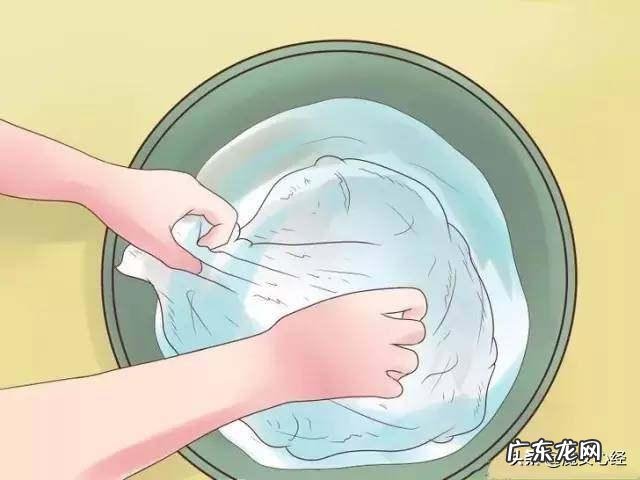 包括手指上 手上有很多横纹,干皮是怎么回事啊