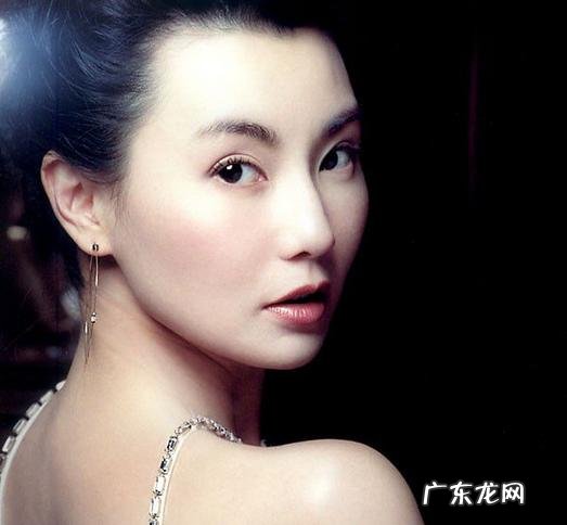 赵薇40岁变胖颜值依然在线，什么样的女人不容易老？