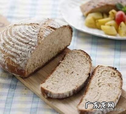 有哪些适合放在宿舍,晚上饿了时候可以吃的零食?