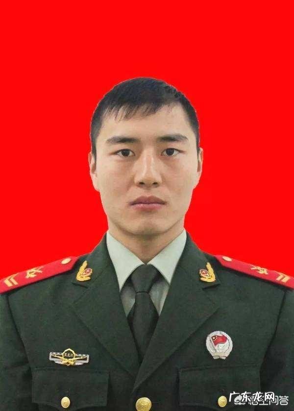 士兵退役转业去事业单位好还是建行