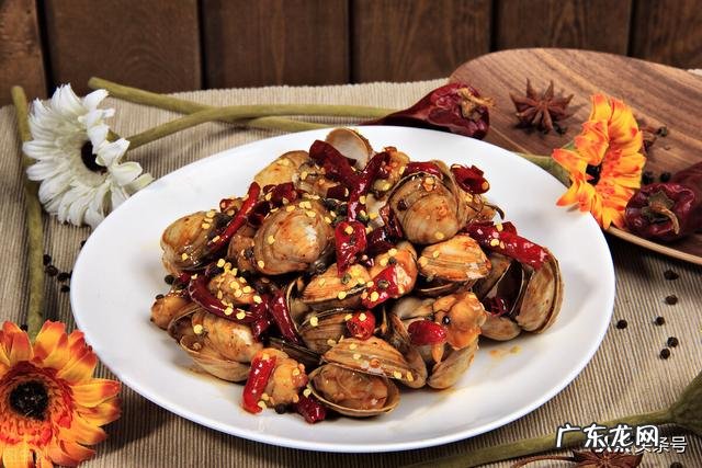 有人说有些爱喝酒的俄罗斯人不喝中国白酒，这是怎么回事？