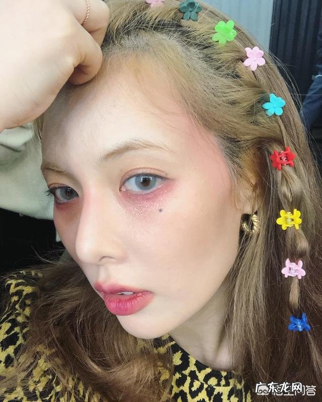 1米6的金泫雅,为何成为时尚的风向标?