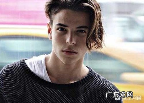 男生有什么好的方法瘦脸?