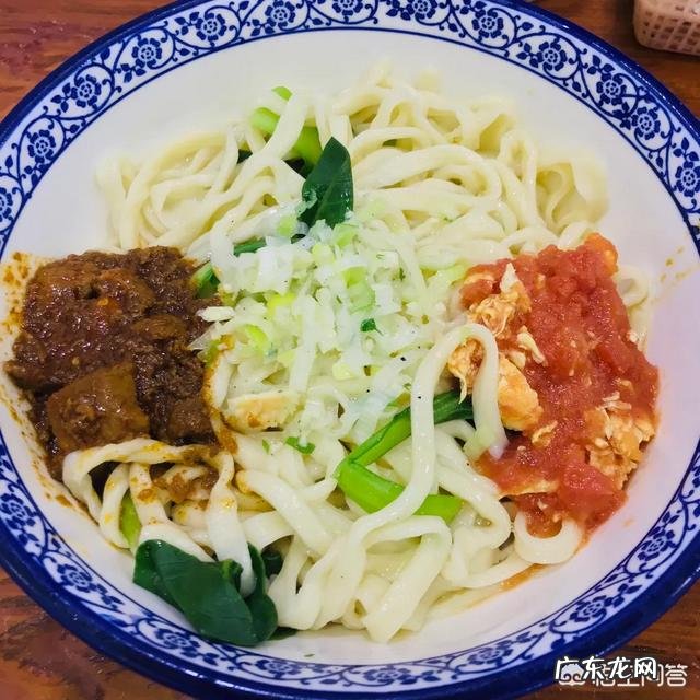 俄罗斯的女孩喜欢吃中国哪的美食？