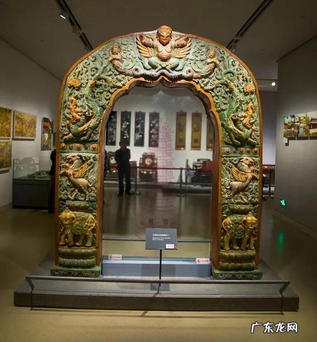 疫情结束，你外出的diyi顿想吃啥？