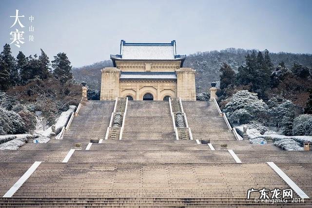 疫情结束，你外出的diyi顿想吃啥？