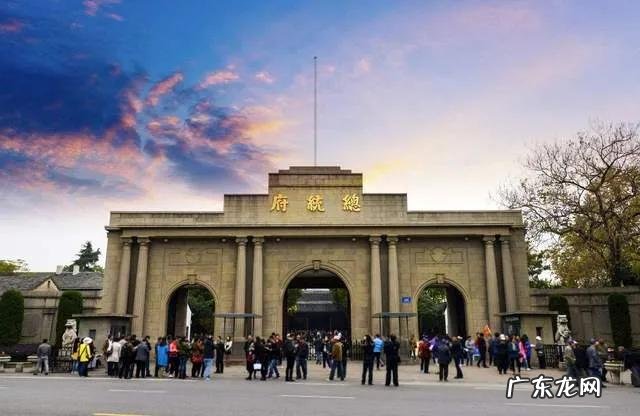 疫情结束，你外出的diyi顿想吃啥？