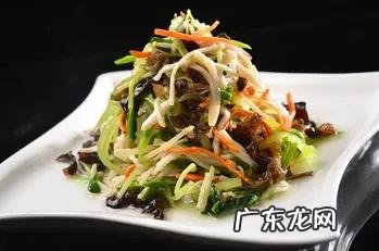 疫情结束，你外出的diyi顿想吃啥？