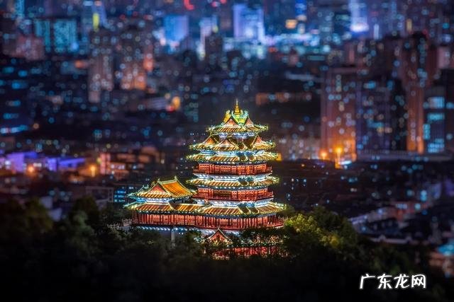 疫情结束，你外出的diyi顿想吃啥？