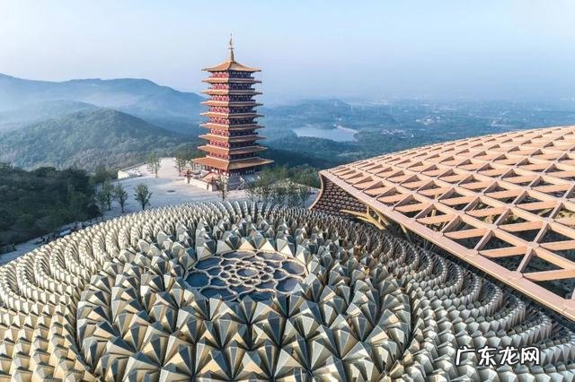 疫情结束，你外出的diyi顿想吃啥？