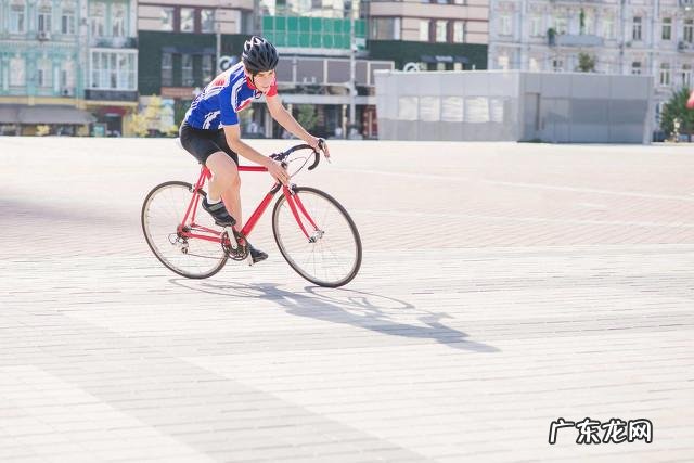 讲解骑自行车对身体的好处 骑自行车有什么乐趣,对身体有什么好处?