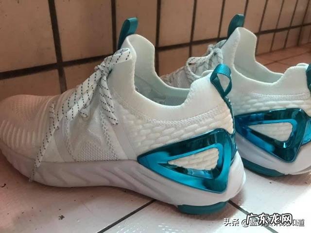 慢跑适合穿什么牌子的跑鞋